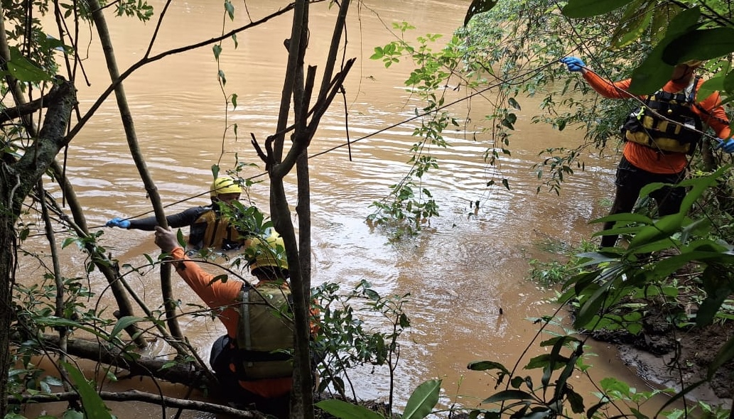 Encuentran el cuerpo de hombre que resbaló y cayó al crecido Río Lirí, en Veraguas 