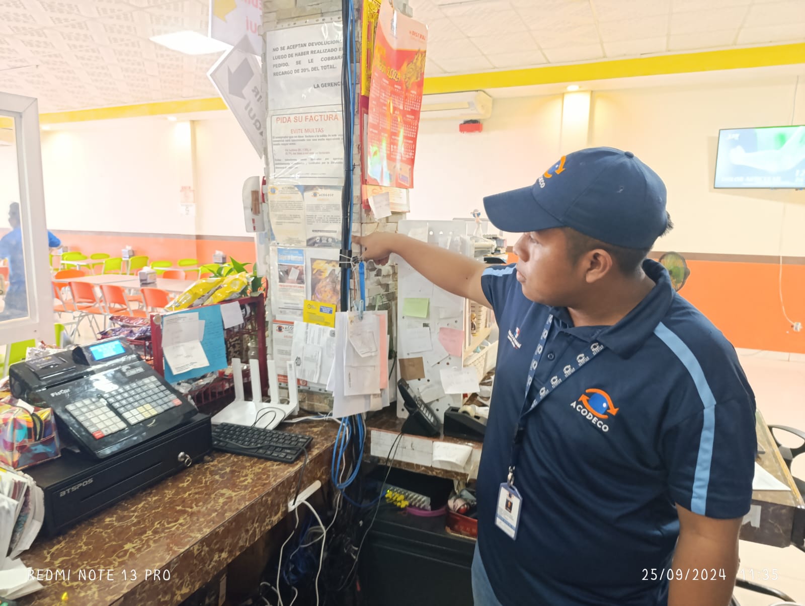 ¡Le estaban dando seguimiento! Restaurante usaba gas de 25 libras y lo escondía en un tinaco de basura 