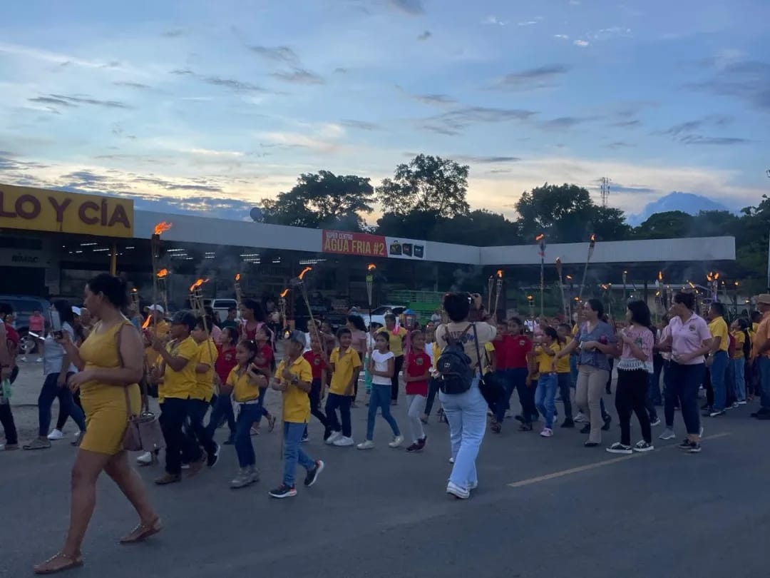 ¡Tira y jala! Nueva fecha del Día del Niño genera reacciones a favor y en contra 