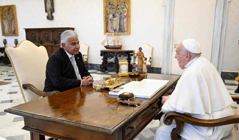 ¡Encuentro en el Vaticano! Papa Francisco respalda a Panamá y aborda temas regionales en reunión con Mulino 