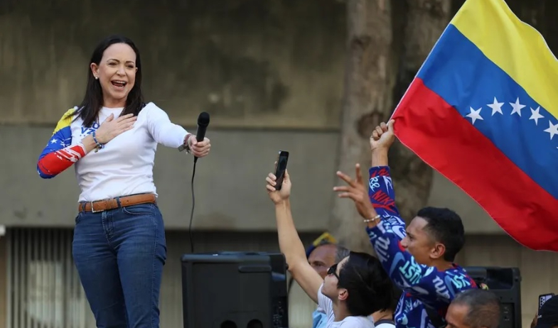 María Corina Machado fue interceptada al término de la manifestación en Caracas 