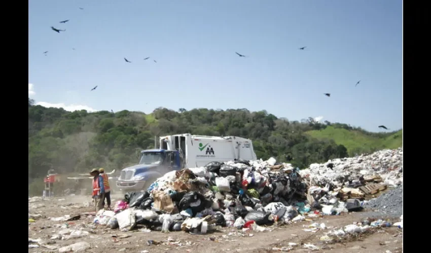 Basura en Cerro Patacón 