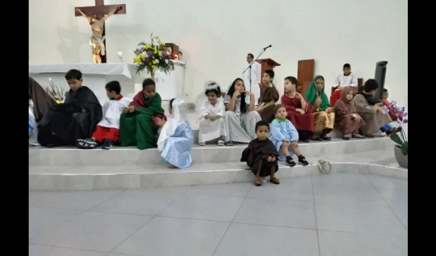 Día de todos los Santos en Templo Nuestra Señora de la Esperanza.