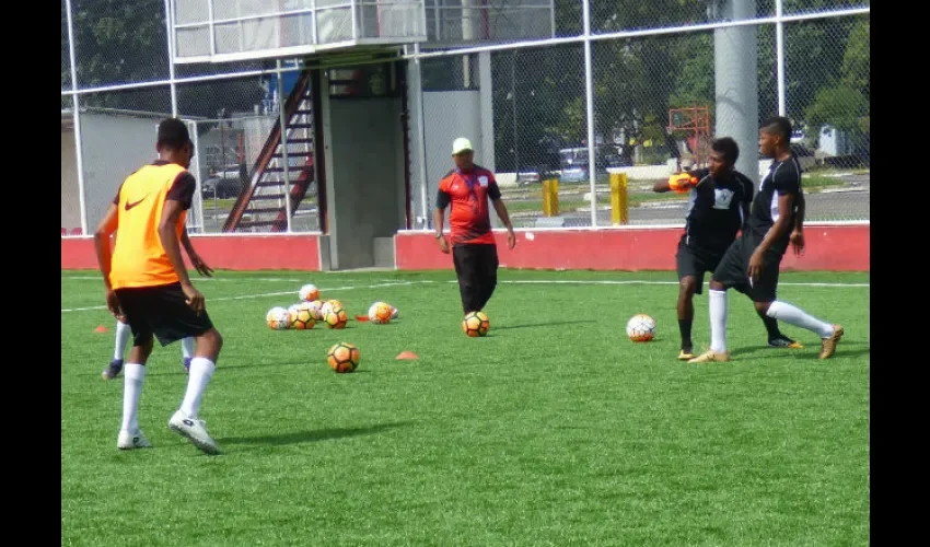 El equipo se mantendrá entrenando hasta el 30 de enero próximo. Foto: Eduardo González