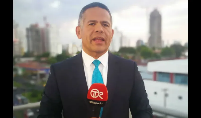 Hugo se mantenía como reportero de noticias.