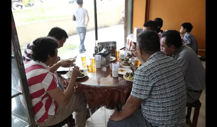 Según De Obaldía, el descuento a los jubilados impacta fuertemente a los restauranteros. Fotos: Ilustrativas