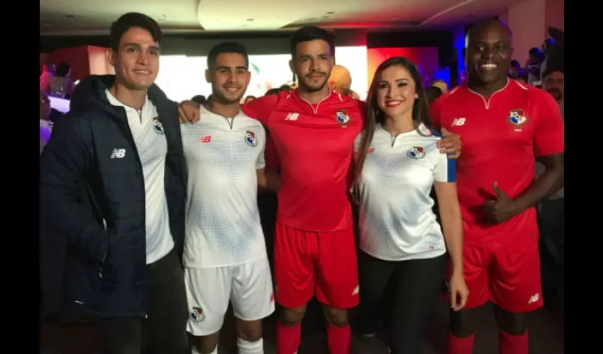 La camiseta de Panamá fue criticada por unos, amada por otros./Grupo Epasa