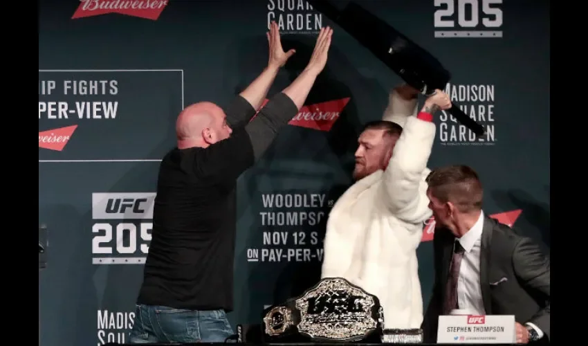 Conor McGregor se ha hecho famoso por su peculiar personalidad./AP