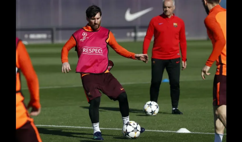 Entrenamiento del Barça en el Olímpico de Roma en la previa del partido. Cortesía: @FCBarcelona_es 