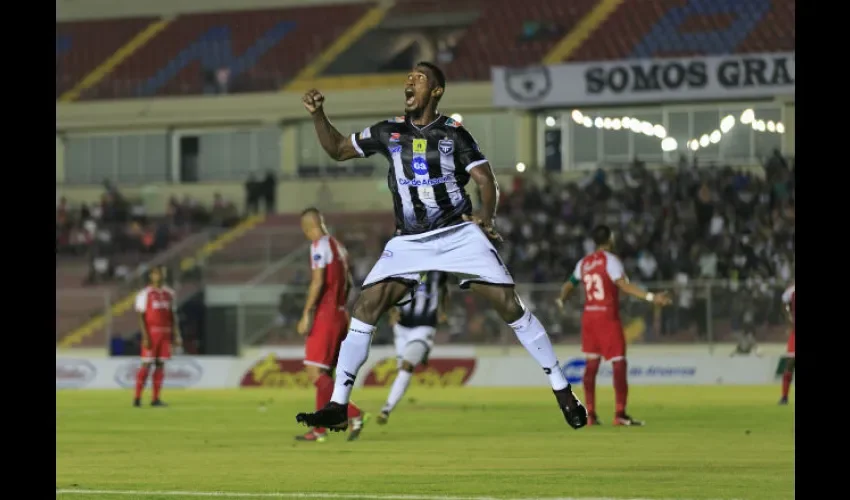 Foto ilustrativa del partido. Foto: FEPAFUT/AESI Photo?