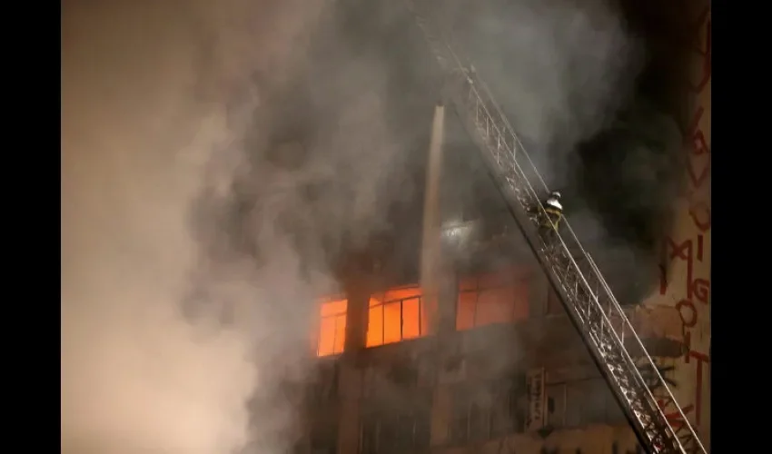 incendio, derrumbe, Brasil