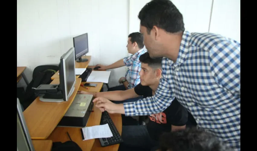 Treinta y tres estudiantes participaron de los talleres. Foto: Cortesía