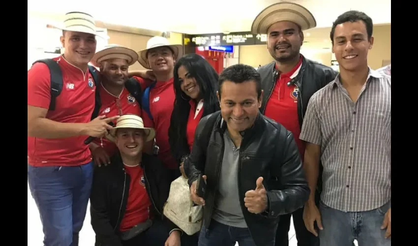 Hasta durmieron en los aeropuertos. Foto: Instagram