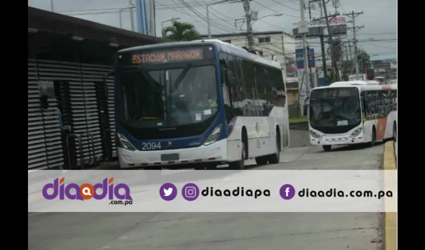 En las troncales los buses siguen operando de la manera que lo hacían antes. Foto: Roberto Barrios