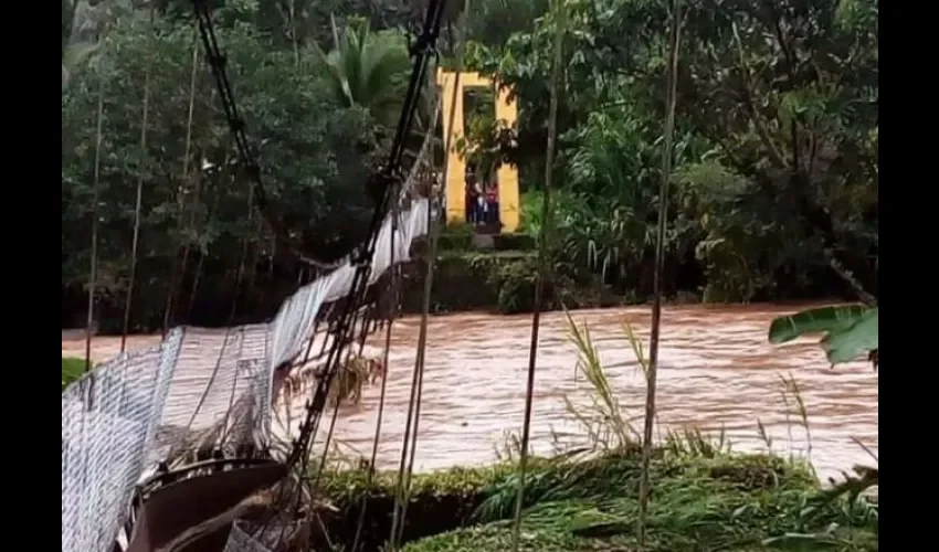 Colapso de puente. 