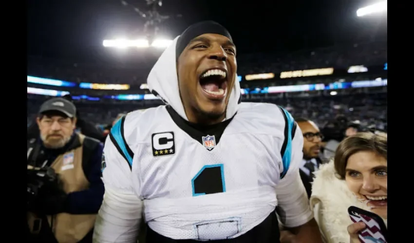 Cam Newton jugará su octava temporada con los Carolina Panthers de la NFL.