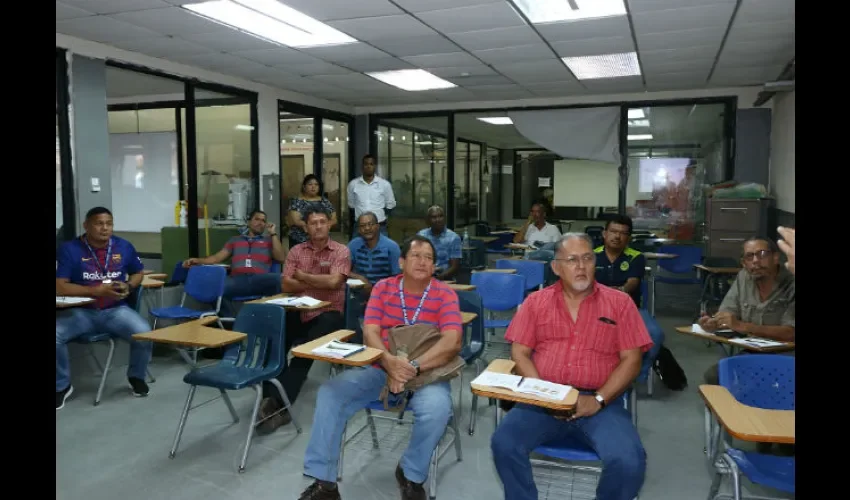 Los cursos y programas que ofrece el Inadeh mantiene el registro para acceder a ellos en cada una de sus sedes. Foto: Archivo