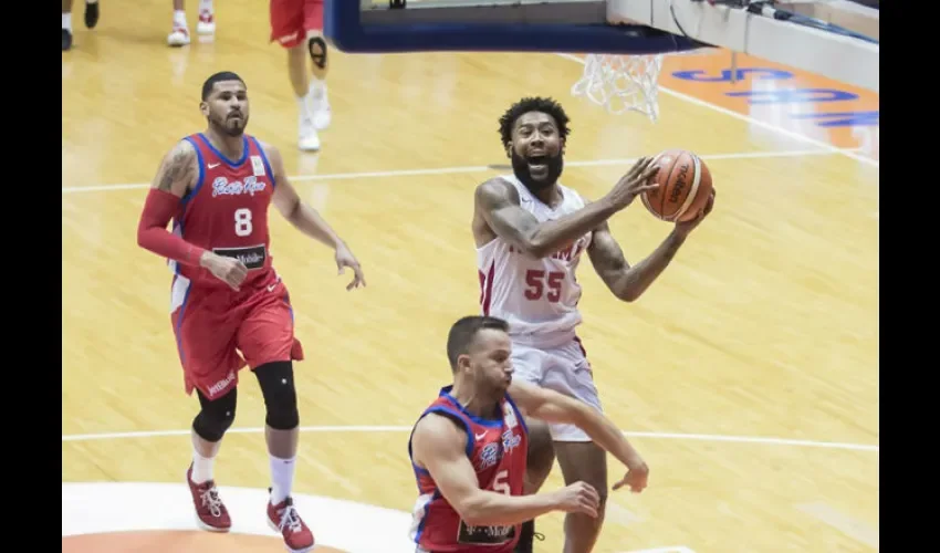 JC Rodríguez, en el primer juego contra Puerto Rico. Cortesía