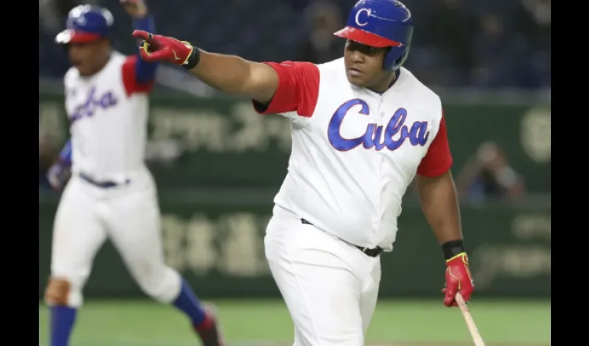 Alfredo Despaigne es uno de los pelotero con mayor poder en la selección cubana.