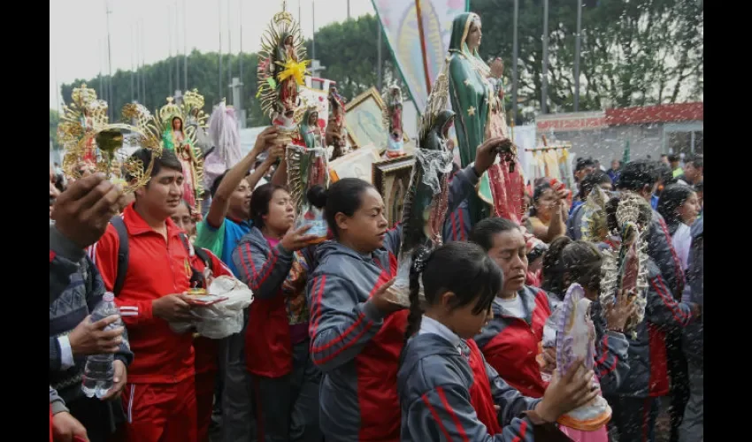 Devotos guadalupanos. Foto: EFE