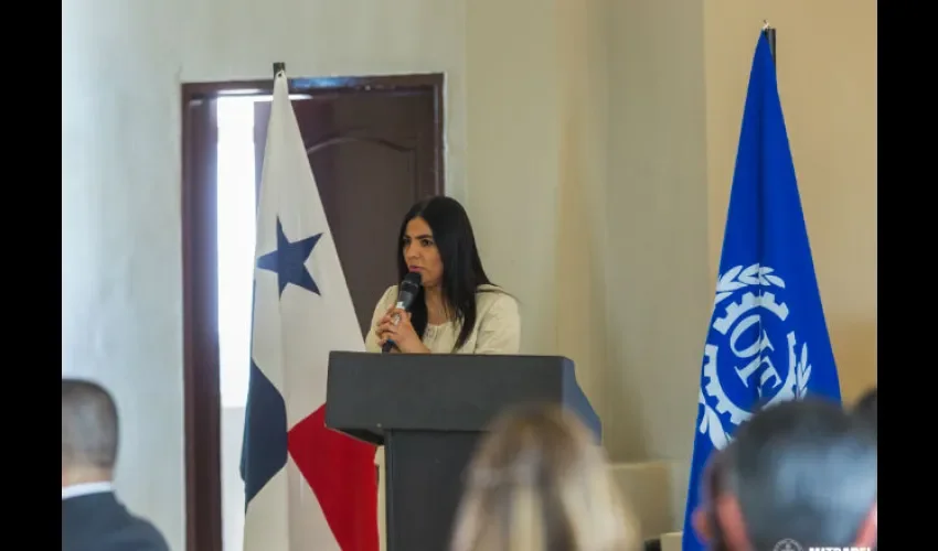 Foto ilustrativa del lanzamiento de la aplicación. 