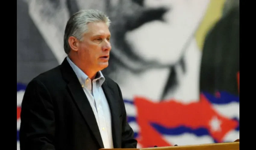  Miguel Díaz-Canel.