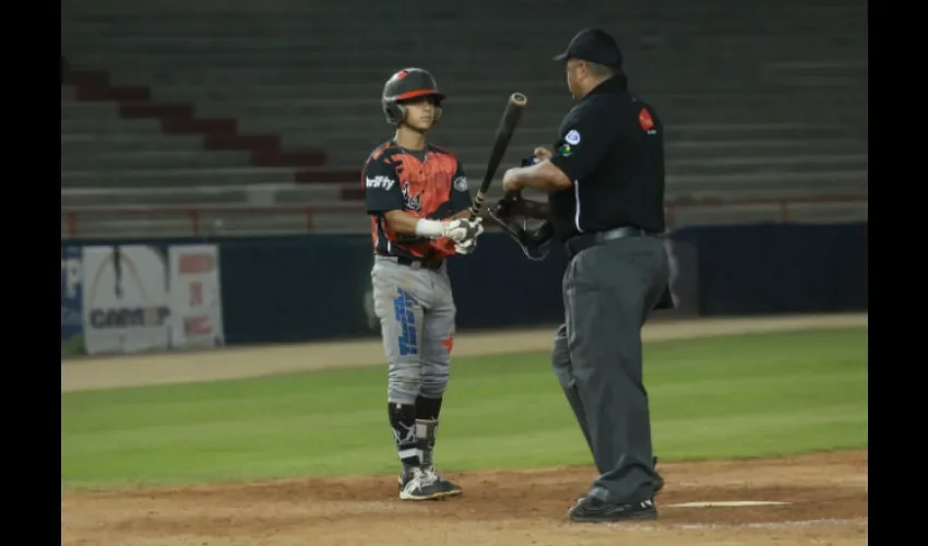 Adrían Montero formó parte de la selección sub-18 de Panamá.