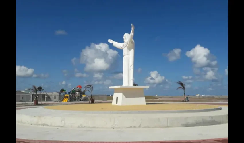 Foto ilustrativa de los trabajos en el área del Cristo Redentor. 