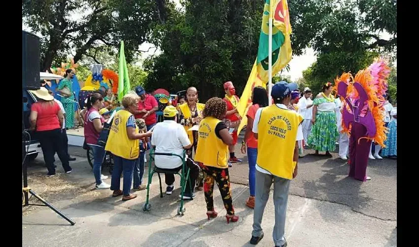 Los leones compartieron con este sector de la población. Foto: Asociación Nacional de Clubes de Leones de Panamá