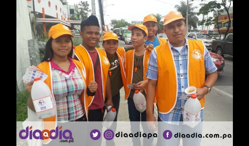 Rodríguez lleva cuatro años apoyando la colecta de la Campaña Arquidiocesana. Foto: Jesús Simmons