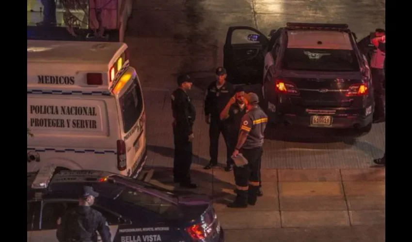 Hallan a policía con disparo en la cabeza. Foto @TraficoCPanama.