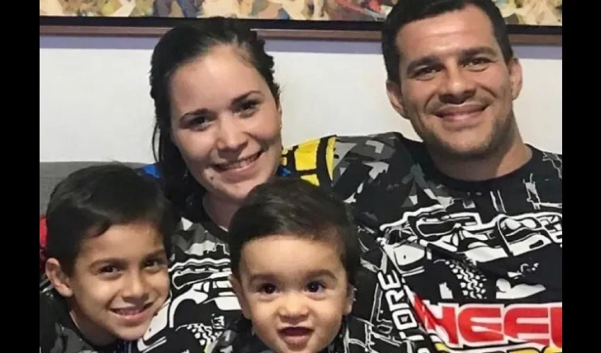 Karina y Minacho necesitan apoyo para su rehabilitación en Texas, USA. 