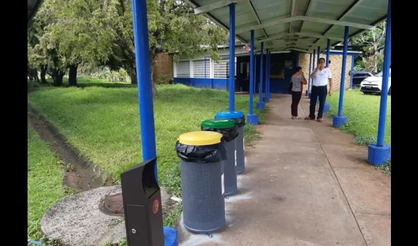 Foto ilustrativa de los tanques.