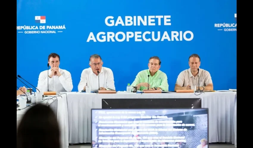 Foto ilustrativa de la reunión. 