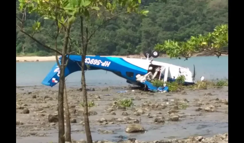 Foto ilustrativa  de la nave accidentada. 