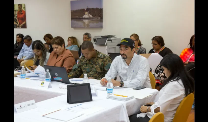 Foto ilustrativa de la reunión. 