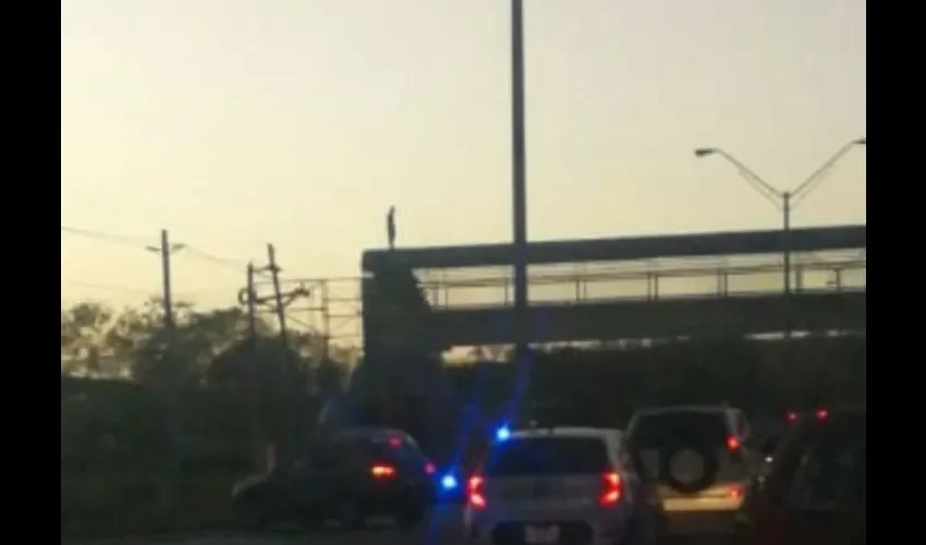 Foto ilustrativa de la situación registrada en un puente. 