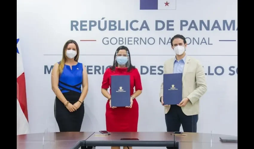 Foto ilustrativa de la firma. 