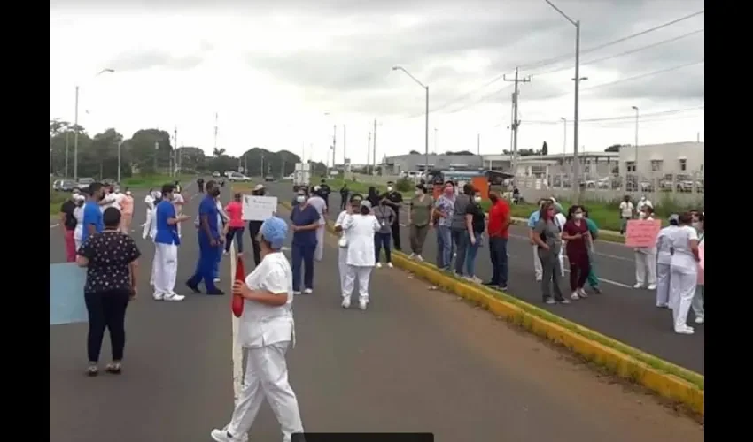 La protesta duró aproximadamente una hora.  Foto: Thays Domínguez. 