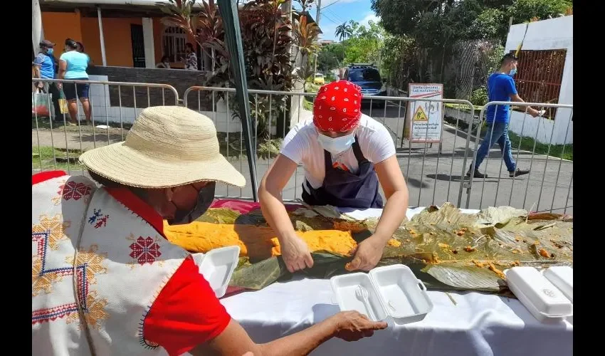 Este festejo guardó las medidas de bioseguridad. Así celebraron el Bicentenario de la República. Foto: Didier Hernán Gil