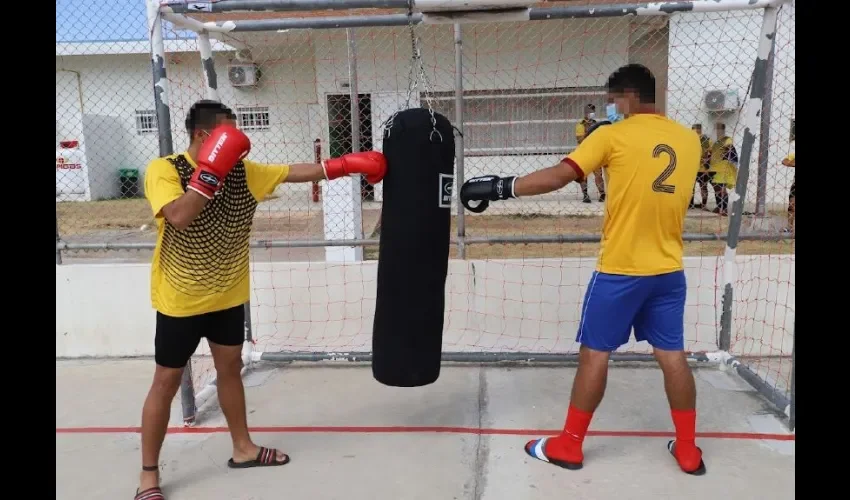 Los adolescentes de este centro tienen un gran interés en el ejercicio  de ese deporte dentro de la sana convivencia