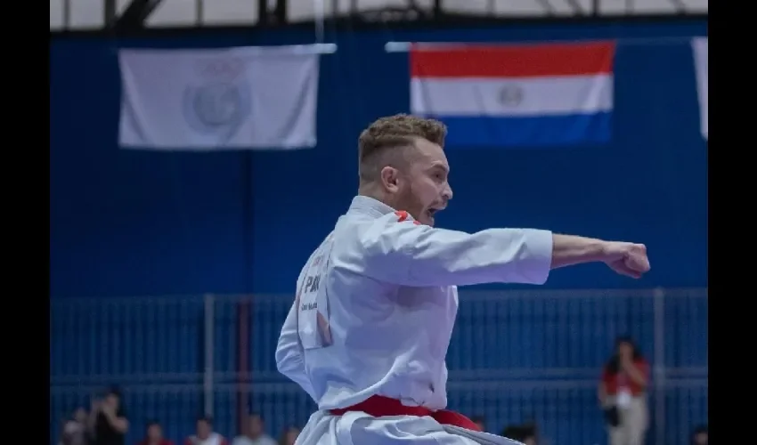 Cención compitió por el bronce y con 23.94 superó al colombiano Hernán Amaya.