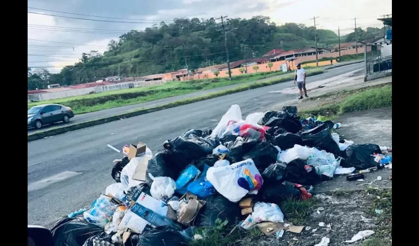 Se buscó versión de Aguaseo, pero callan. 