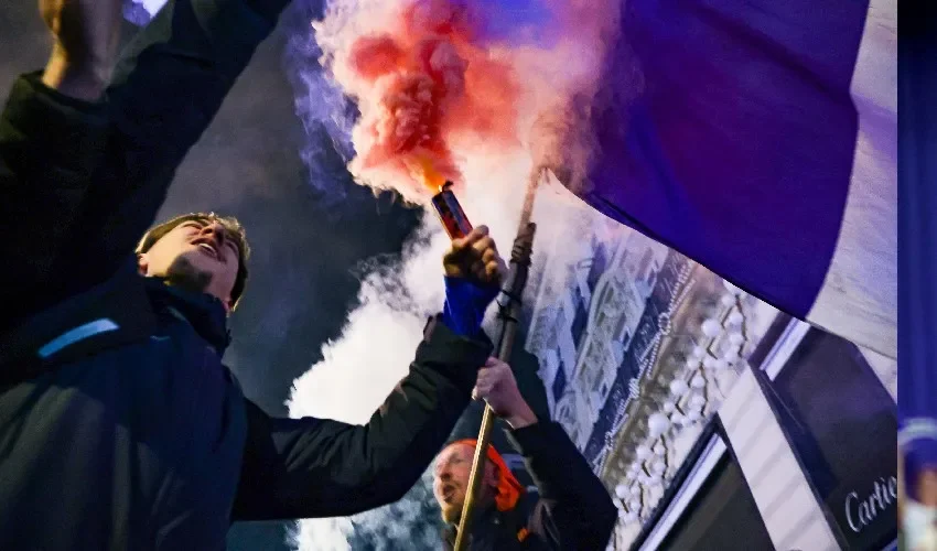 La aficción celebra a lo grande el triunfo de París. 