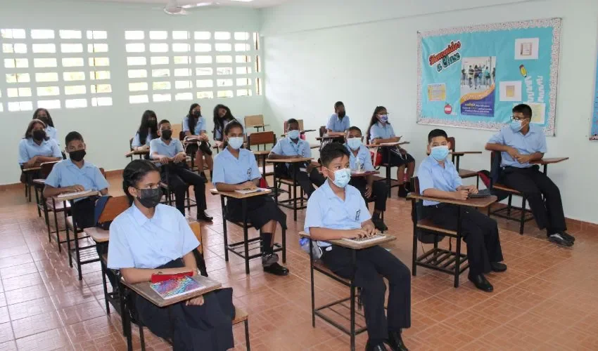 Se espera que los estudiantes tengan mejores aulas de clases. 