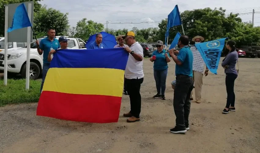 Las protestas se mantendrán hasta que se arregle el problema. 