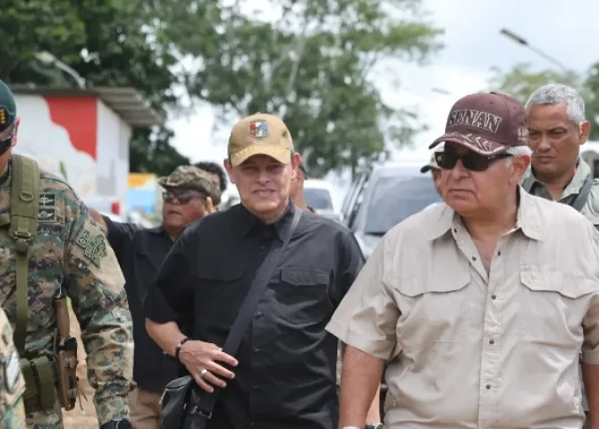  Ministro Ábrego aclara que violaciones y robos ocurren en territorio colombiano 