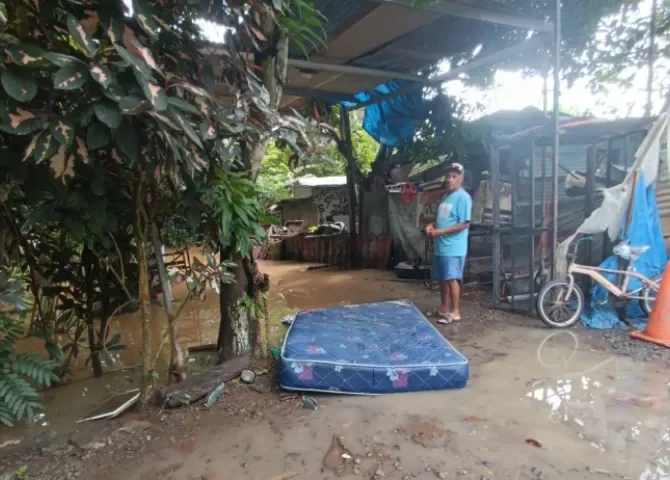  Decenas de familias afectadas por lluvias en Azuero 