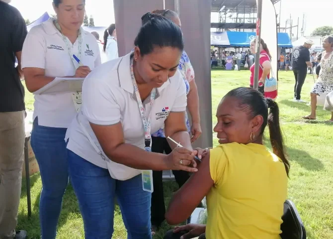  Reiteran a la población inmunizarse contra la Influenza; van 84 víctimas por esta enfermedad 